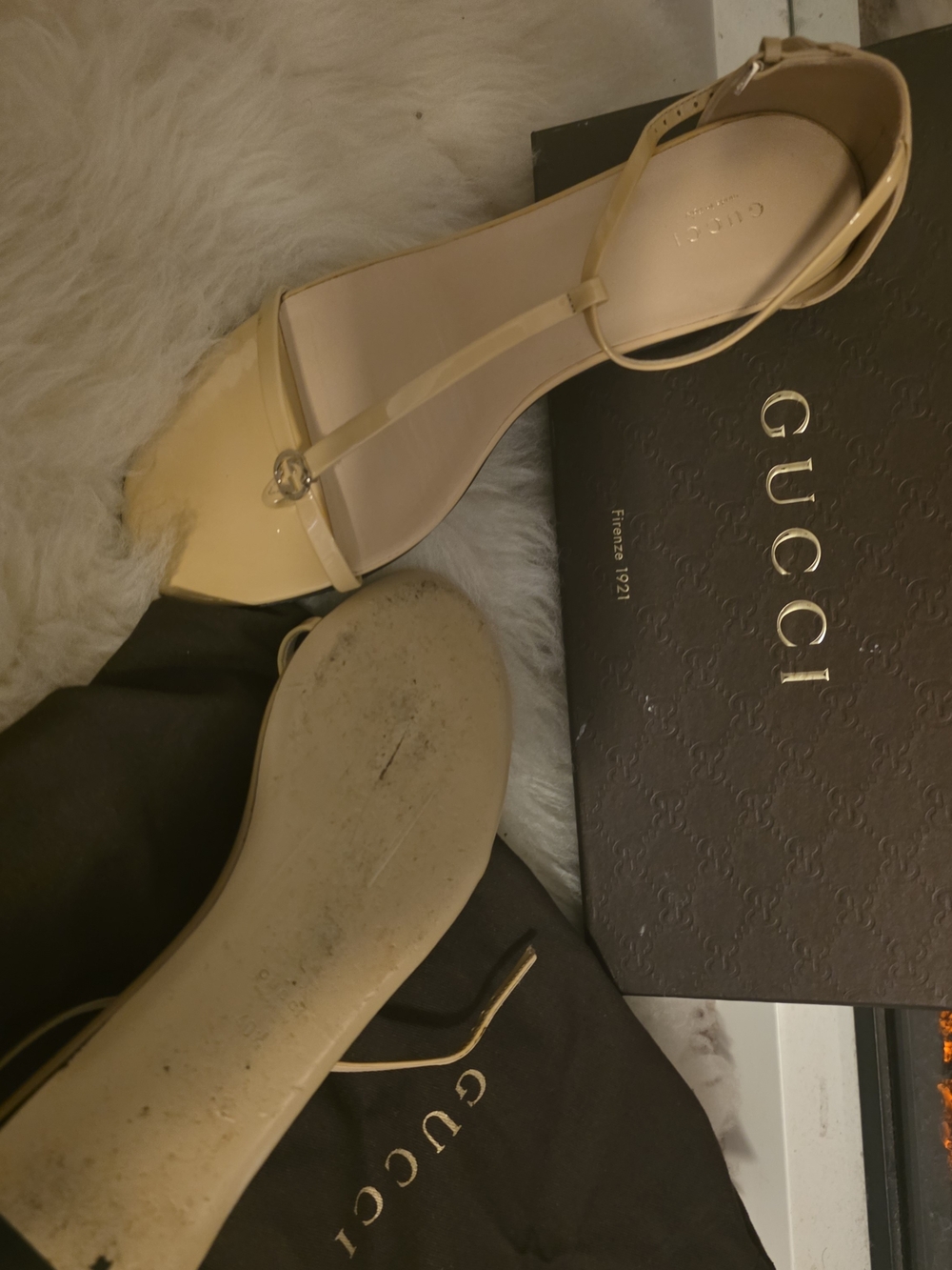 Gucci Nude Patent Leather T-Strap Sandals